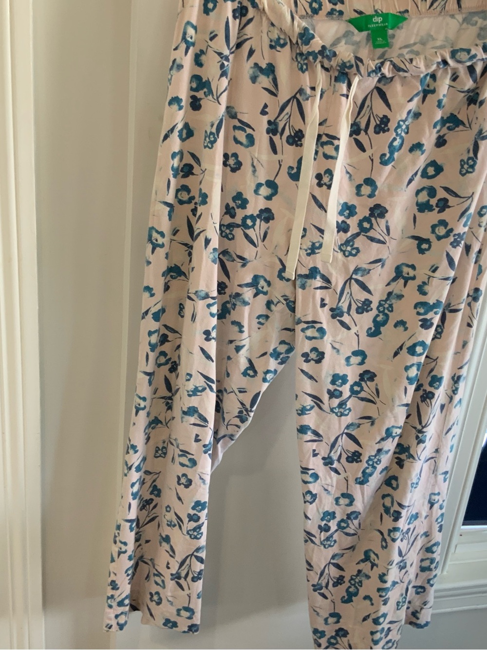 Dip Floral Drawstring Lounge Pants size XL. SKU 3163